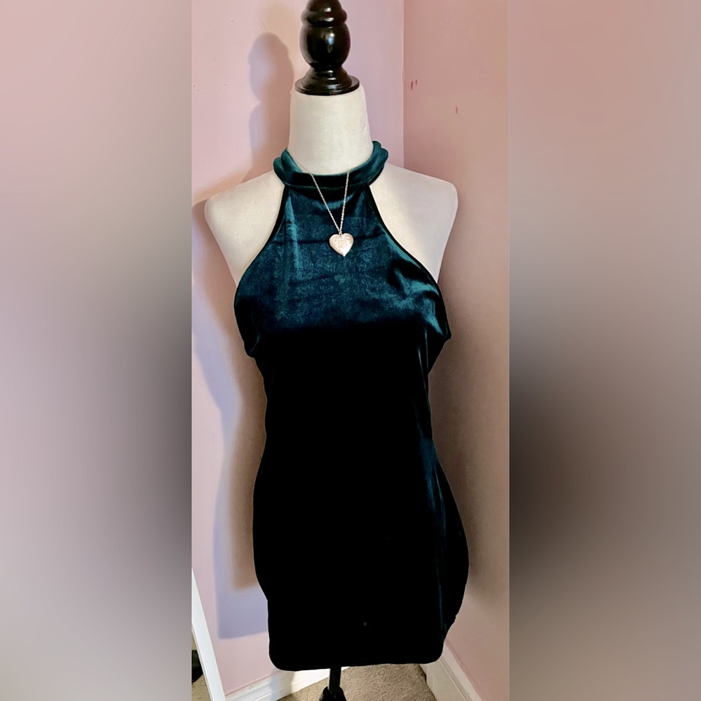SHIEN - Velvet Green mini halter top